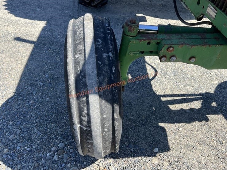 john-deere-2940-image-12