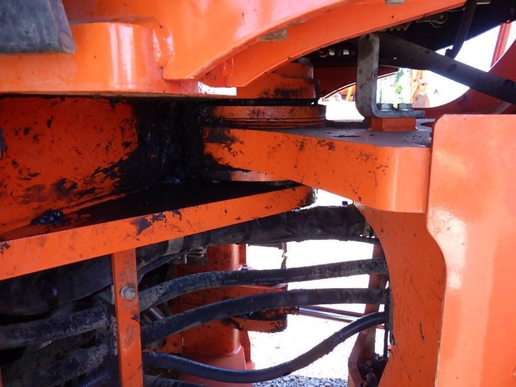 2017-hitachi-zw250-image-26
