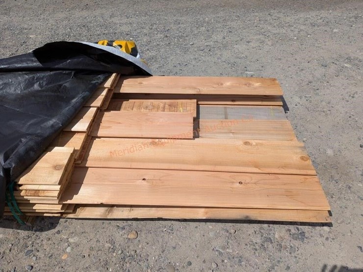 cedar-channel-siding-1x10-image-4