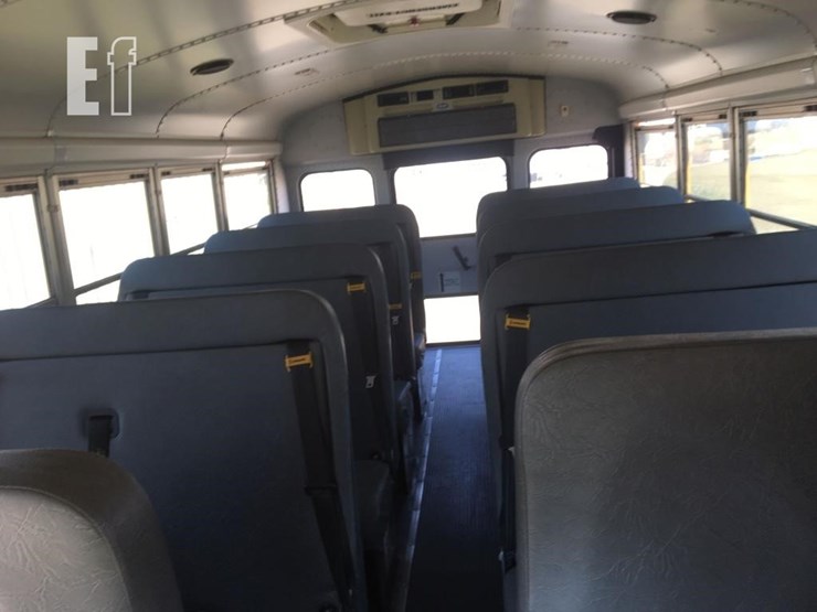 2010-chevrolet-express-56500-image-9