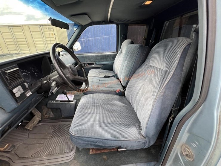 1990-chevrolet-k2500-image-23