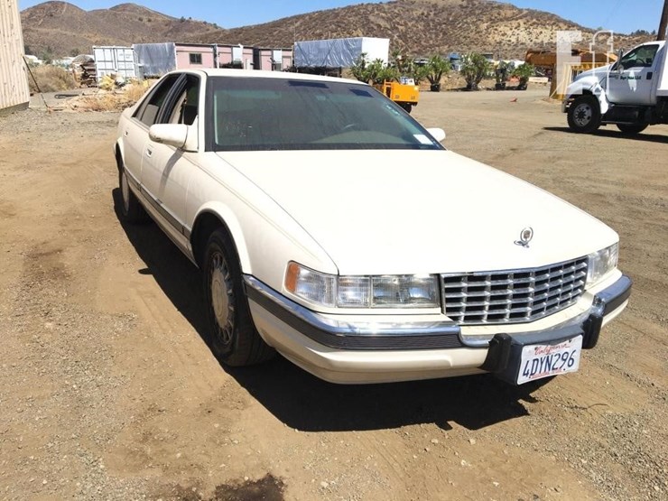 1995-cadillac-seville-sls-image-2