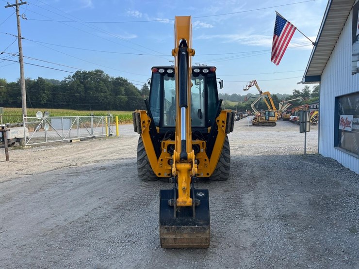 2022-jcb-3cx-image-5