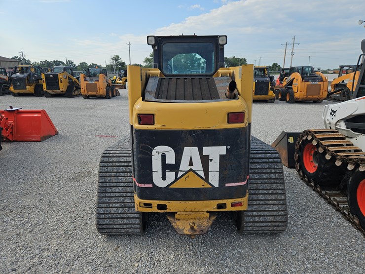 2004-caterpillar-277-image-17