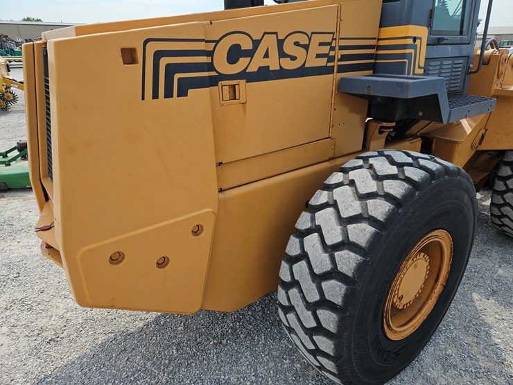 1995-case-721b-image-19