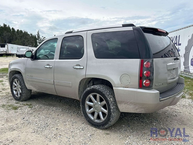 2013-gmc-yukon-image-4