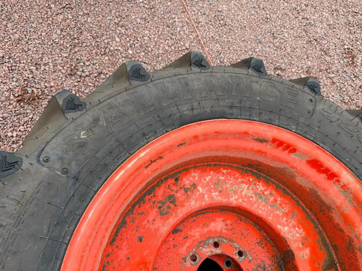 kubota-m110x-image-8