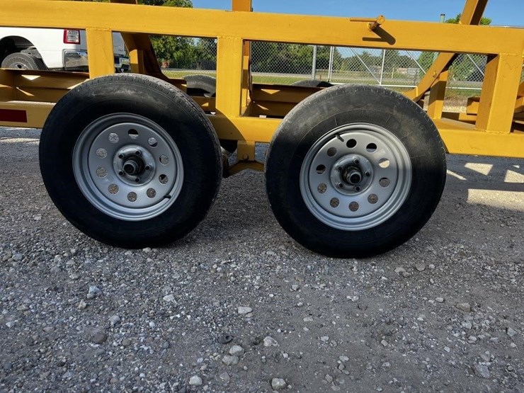 l2---2021-burks-best-5-bale-hay-trailer-image-14