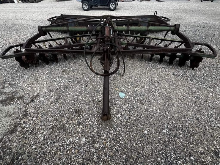 john-deere-14-image-1