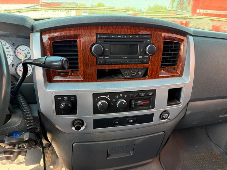2007-dodge-ram-3500-image-48