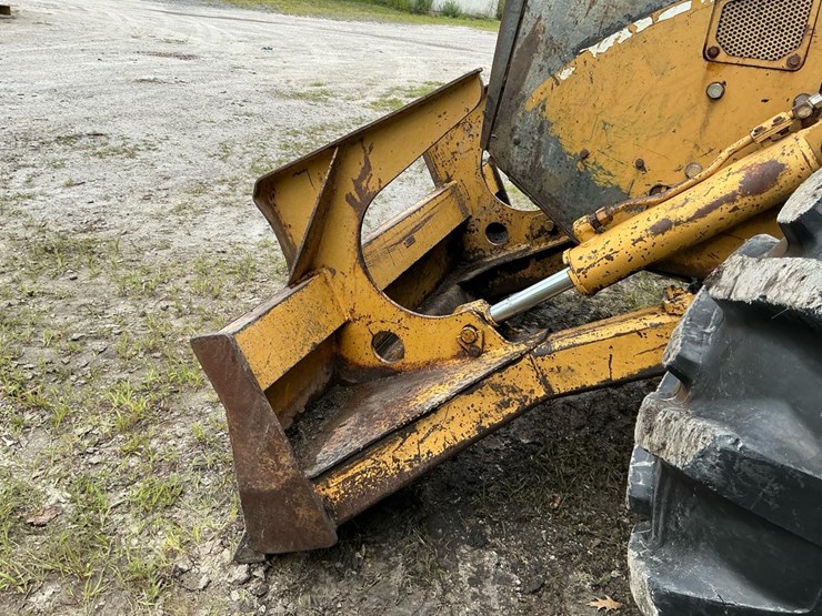 caterpillar-515-image-18