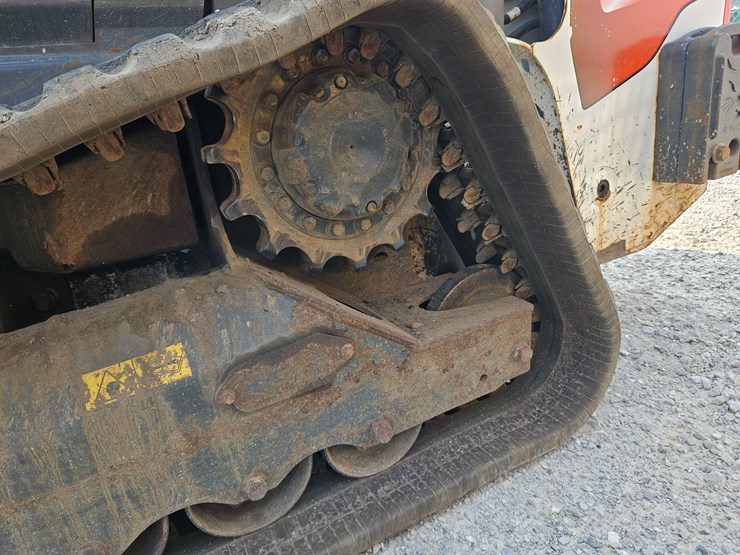 2020-bobcat-t66-image-14
