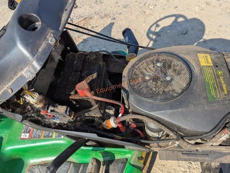 john-deere-x304-image-6