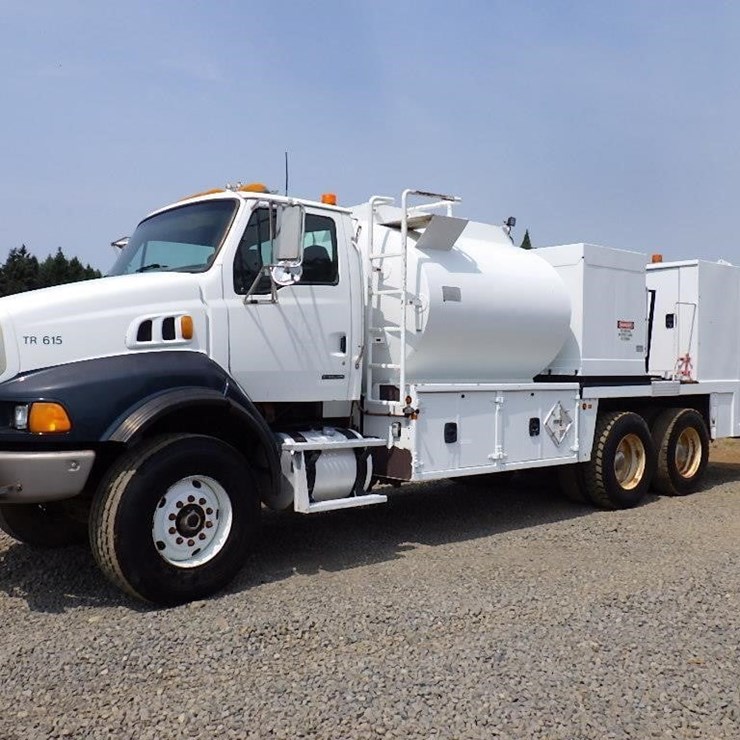 2005 STERLING LT8500