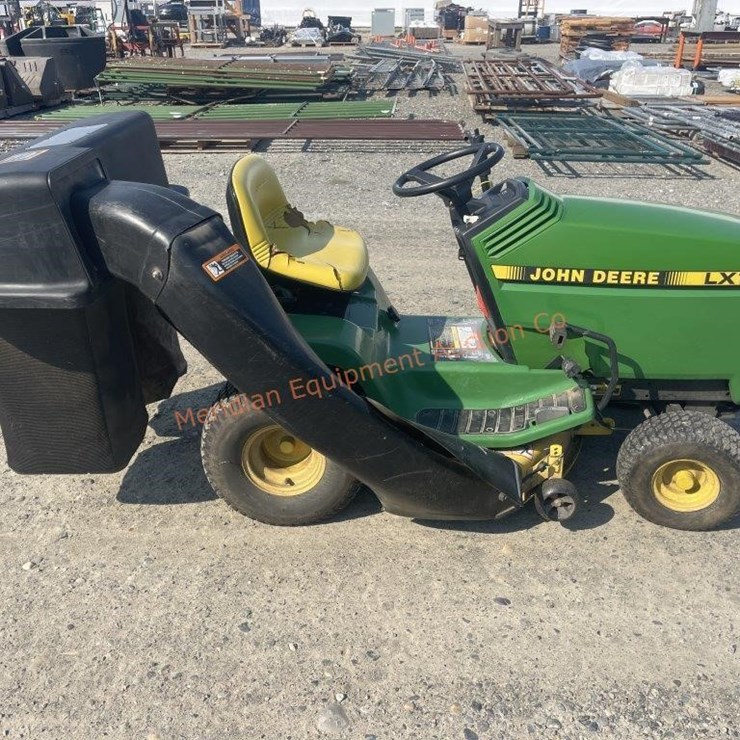 JOHN DEERE LX176