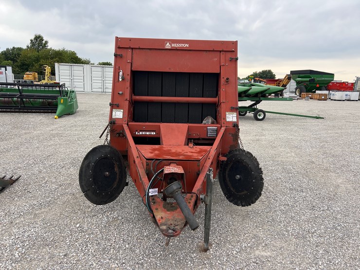 hesston-540-image-2