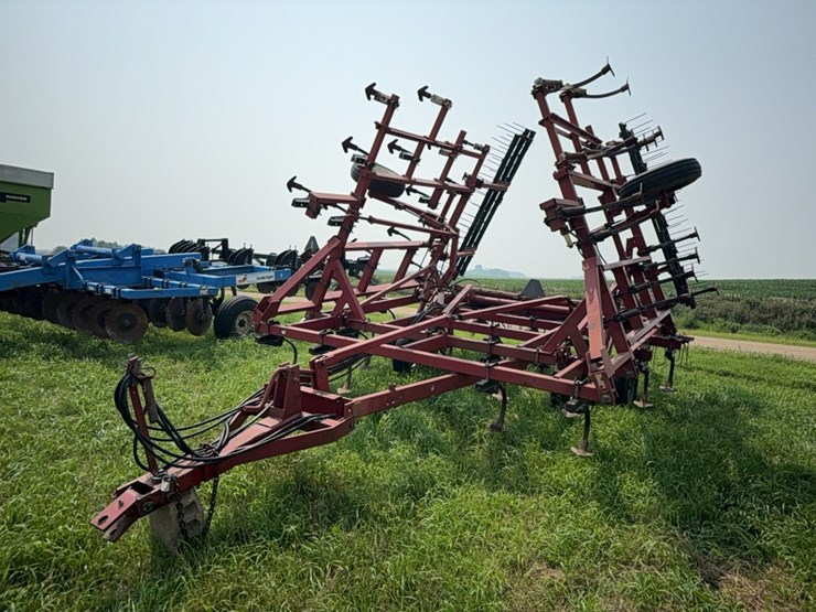 case-ih-4800-image-12