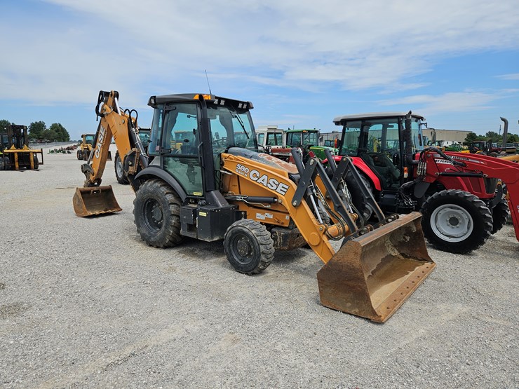 2019-case-580sn-image-1
