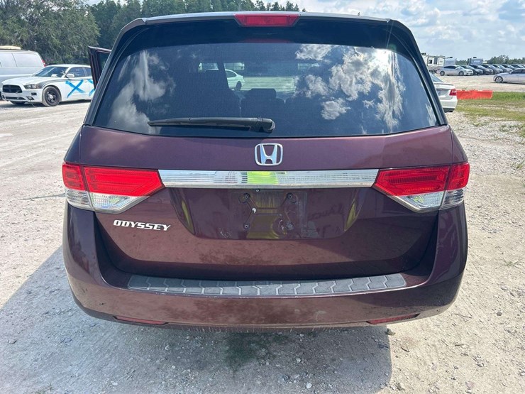 2015-honda-odyssey-image-24