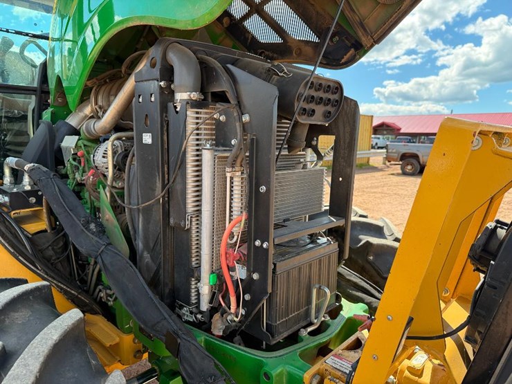 2017-john-deere-6120e-image-39