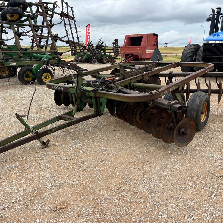 JOHN DEERE 215
