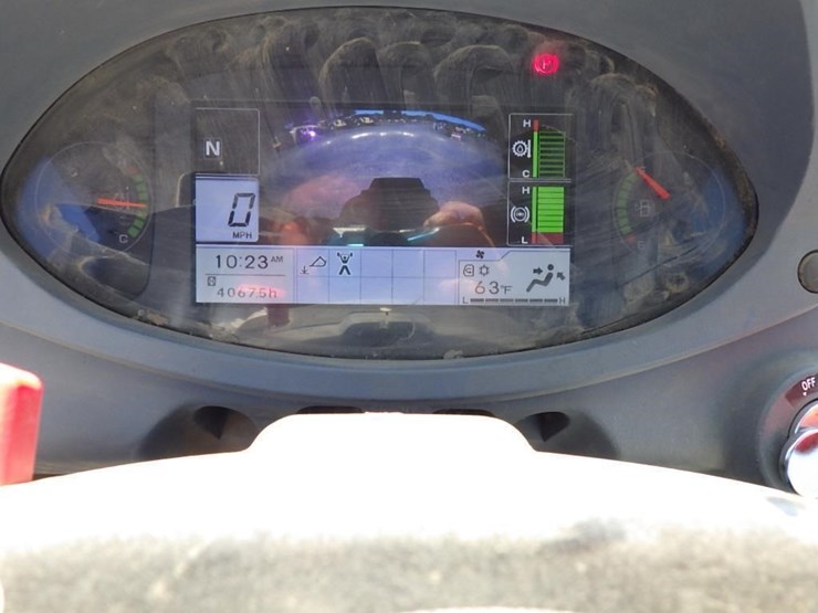 2017-hitachi-zw250-image-35