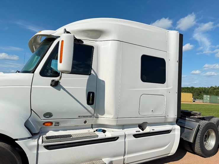 2015-international-prostar-image-17