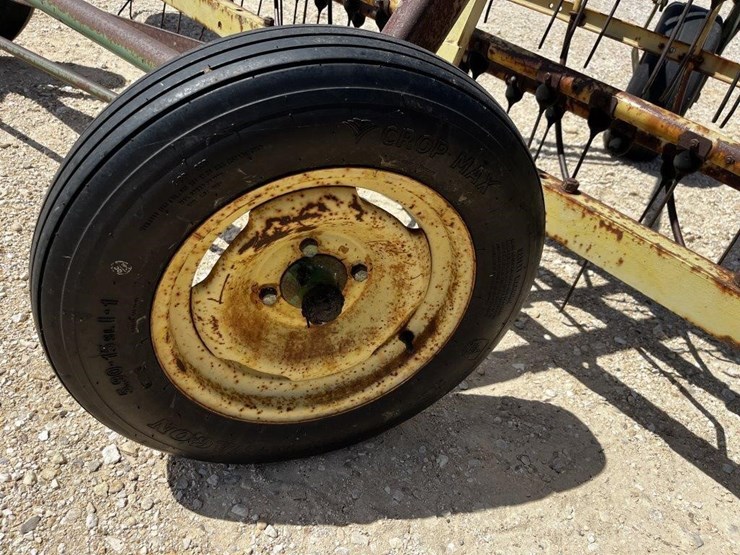 john-deere-670-image-9