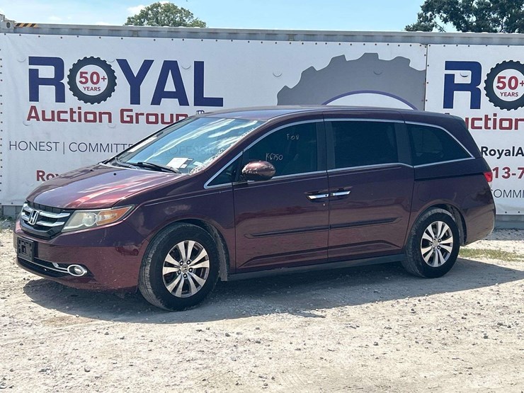 2015-honda-odyssey-image-1