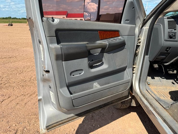 2007-dodge-ram-3500-image-41