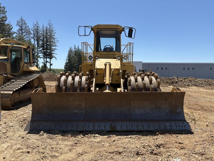 1986-caterpillar-825c-image-8