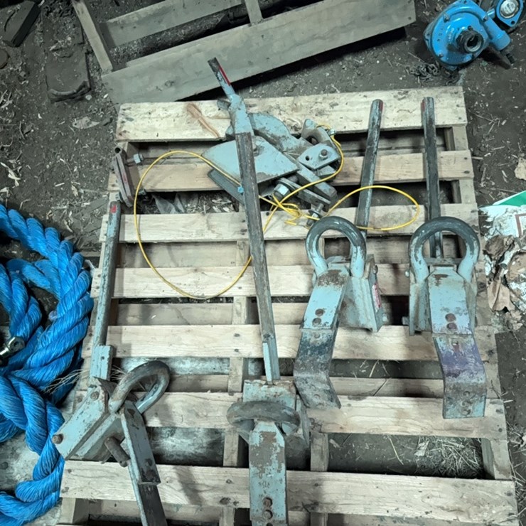 Pallet of (4) Ag Quick Hitches and (1) Receiver for Tractor
