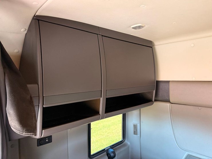 2015-international-prostar-image-71