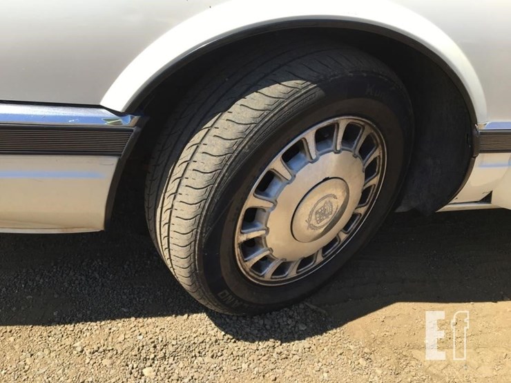 1995-cadillac-seville-sls-image-12