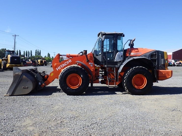 2017-hitachi-zw250-image-6