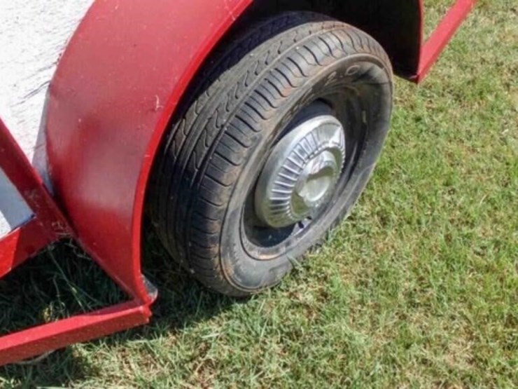 small-stock-trailer-8'lx4'wx6't-from-ground-image-5