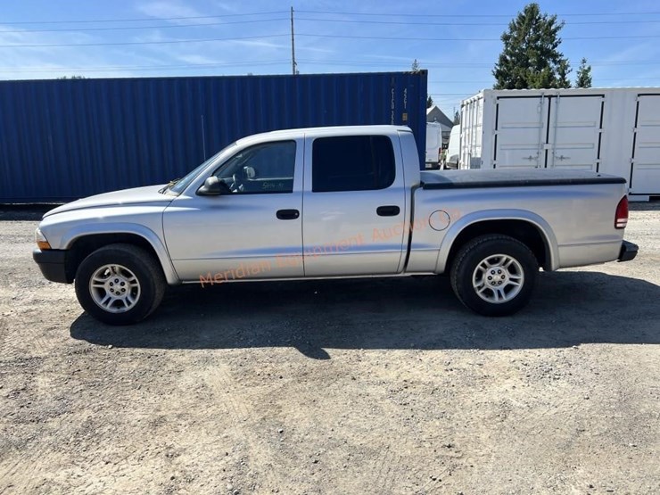 2004-dodge-dakota-image-2