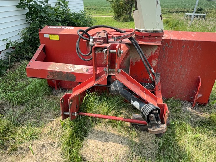 farm-king-8’-double-auger-snowblower,-540-pto,-hyd-spout,-3-pt-image-5