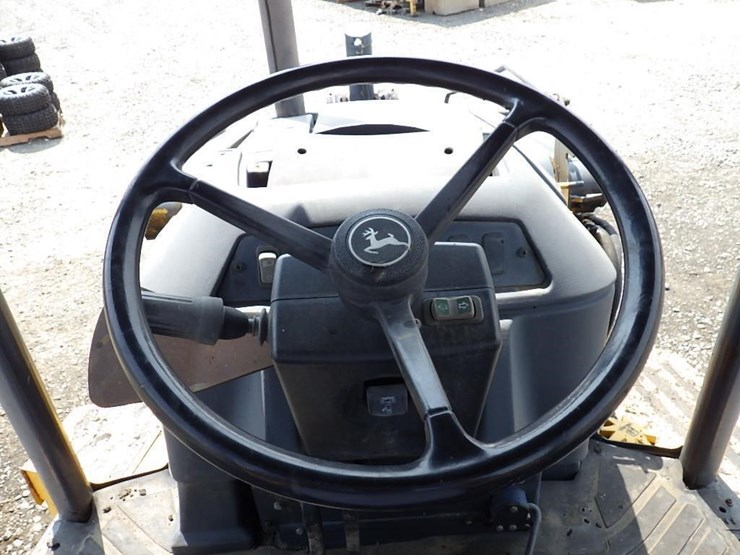 2006-deere-710g-image-31