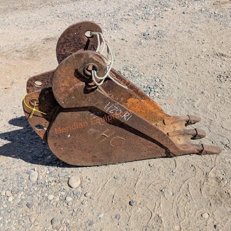 12" Backhoe Digging Bucket