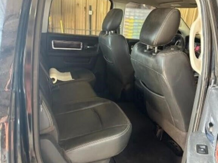 2012-dodge-1500-image-5