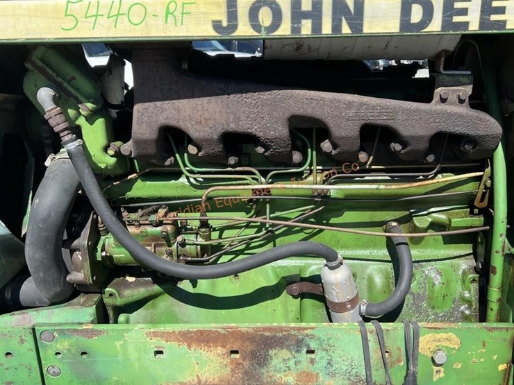 john-deere-2940-image-22