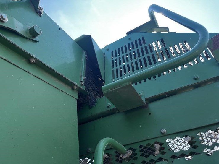 2005-john-deere-7460-image-12