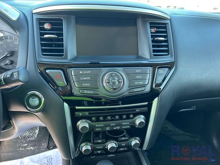 2020-nissan-pathfinder-image-17