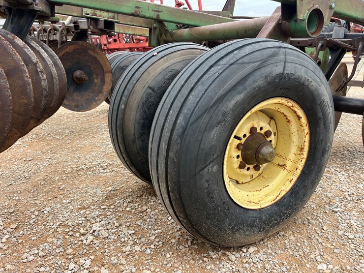 john-deere-215-image-6