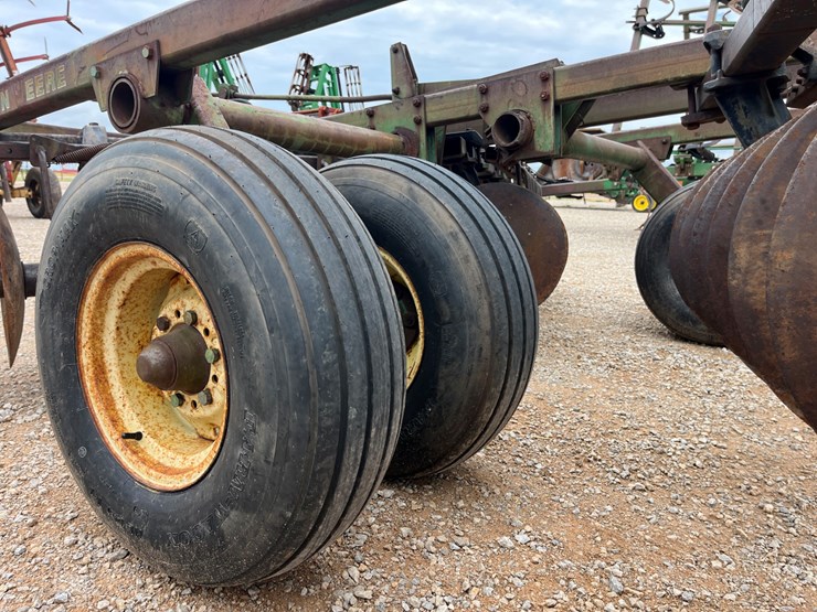 john-deere-215-image-14