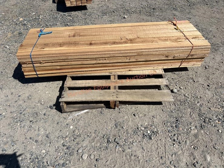~72--cedar-pieces-~1"x4"x6'-image-5