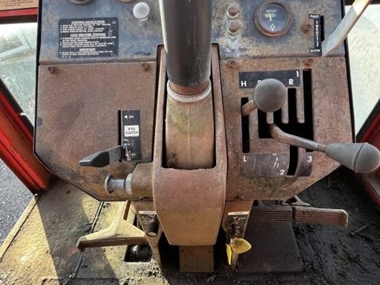 massey-ferguson-1105-image-21