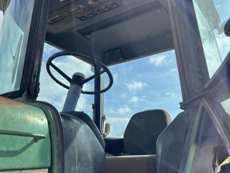 john-deere-4640-image-24