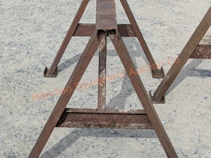 2--heavy-duty-steel-saw-horses-image-7